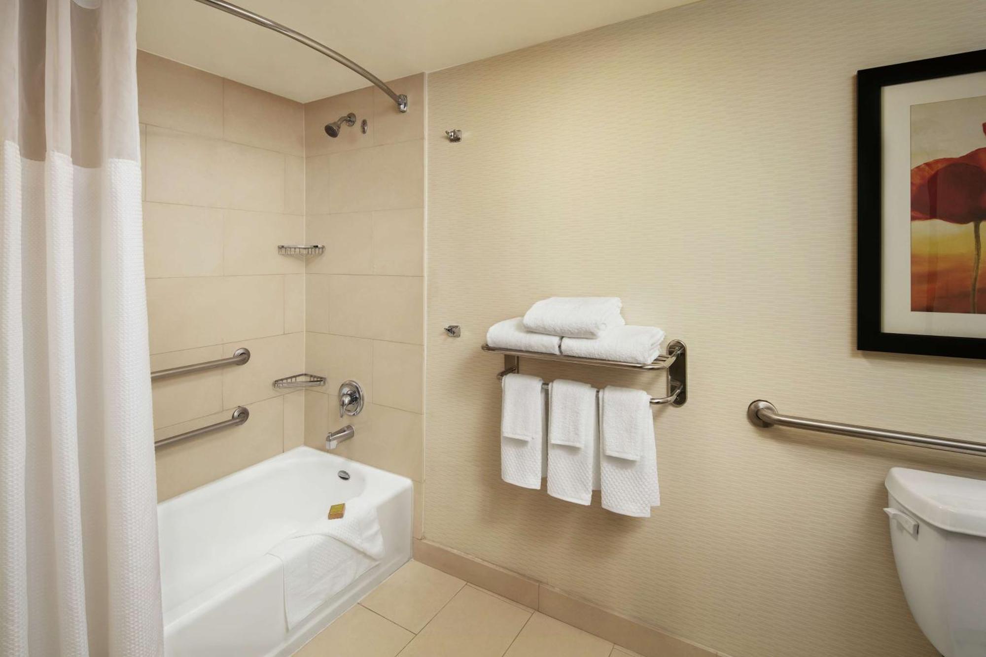 DoubleTree By Hilton San Diego Hotel Circle Exterior foto