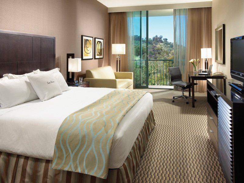 DoubleTree By Hilton San Diego Hotel Circle Exterior foto