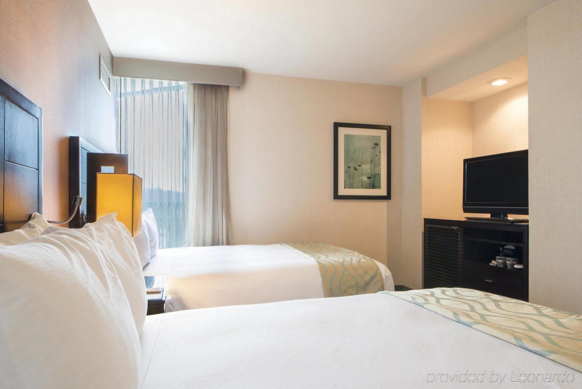 DoubleTree By Hilton San Diego Hotel Circle Exterior foto